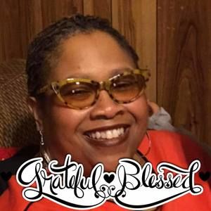 Meet your Posher, Katina